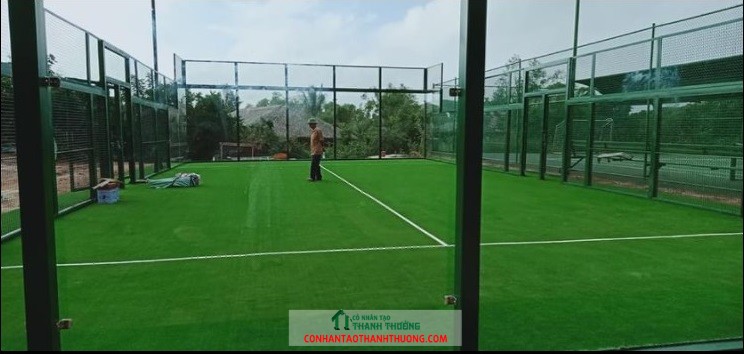 Thi công sân Tennis cỏ nhân tạo tại Bãi Tràm Phú Yên
